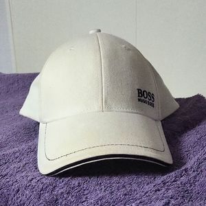 Boss by Hugo Boss men's classic baseball cup white color,one size.